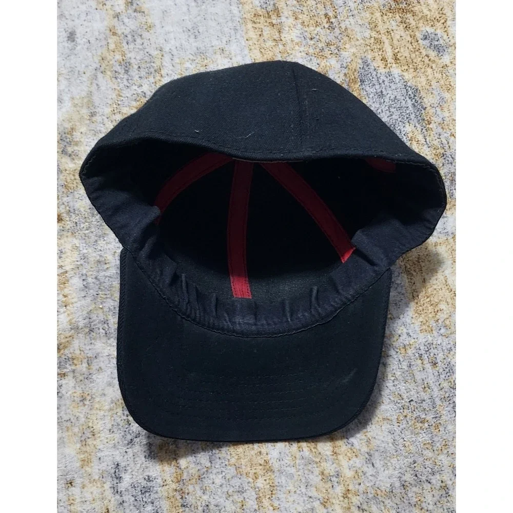 Vintage Nintendo NES Controller Black Red Flex Hat One Size